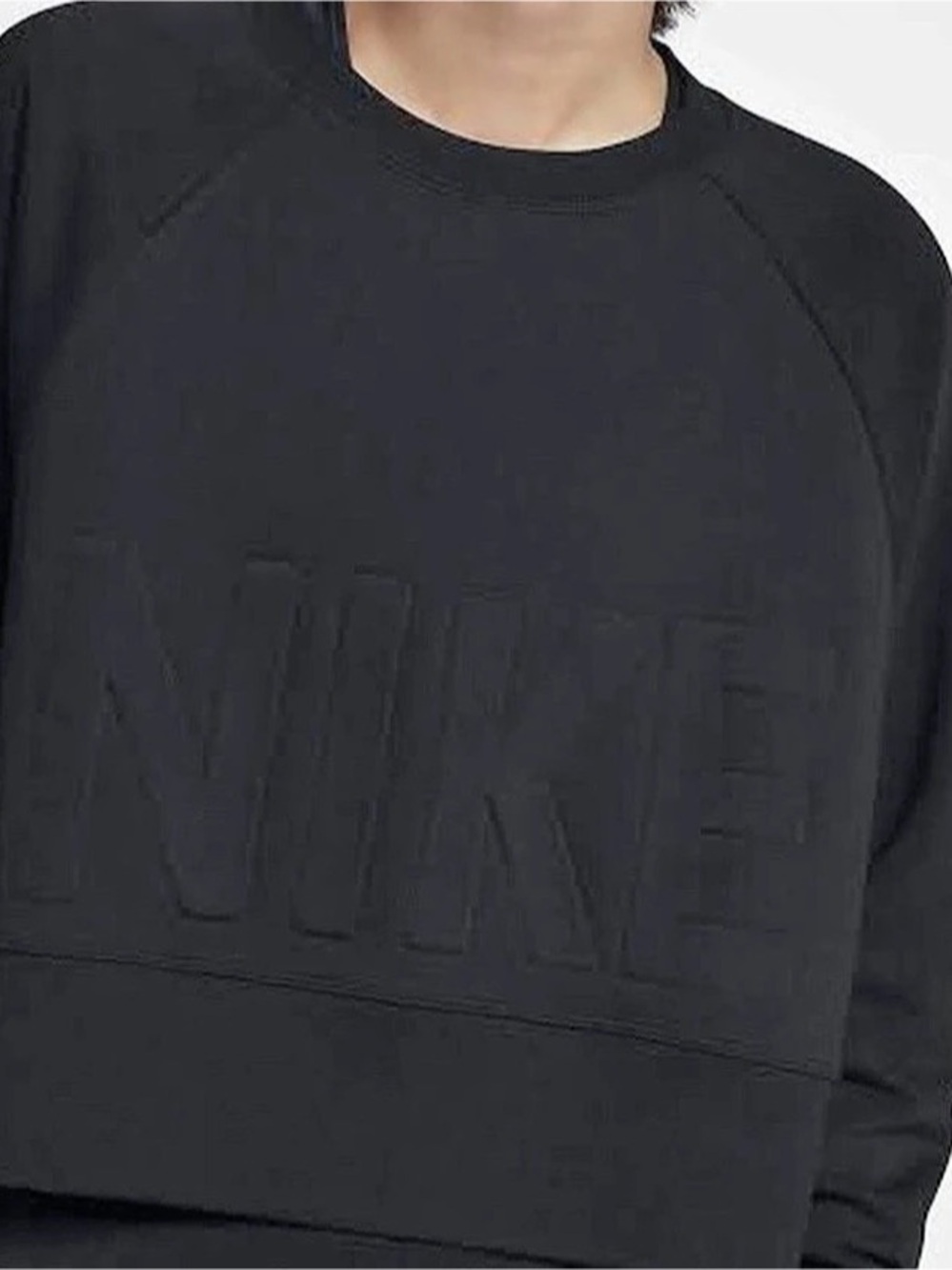 Nike Versa Crew Dri-FIT Embossed Logo Cropped Black Sweatshirt